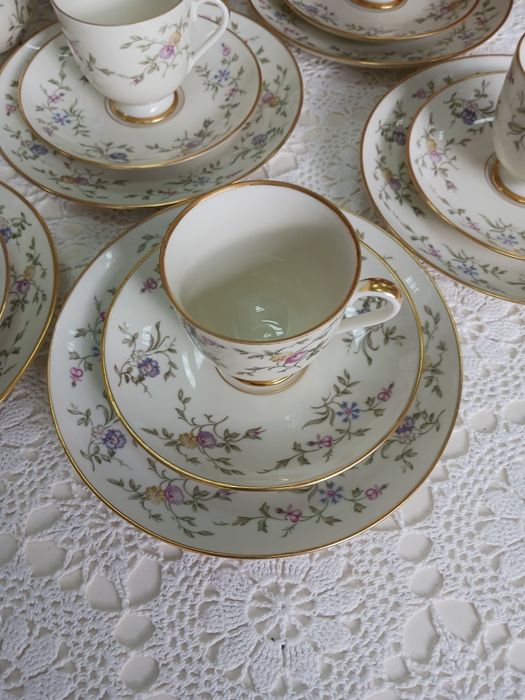 Serwis 12 osob Furstenberg księżna Fabiola  łączka