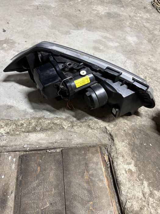 Renault Megane 2 Дорест 2003-2008 фари BI-LED,Підсвітка