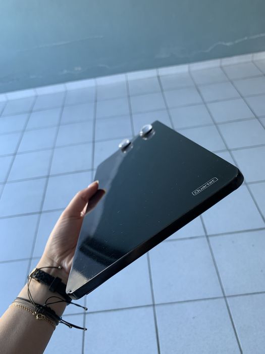 White board - black edition