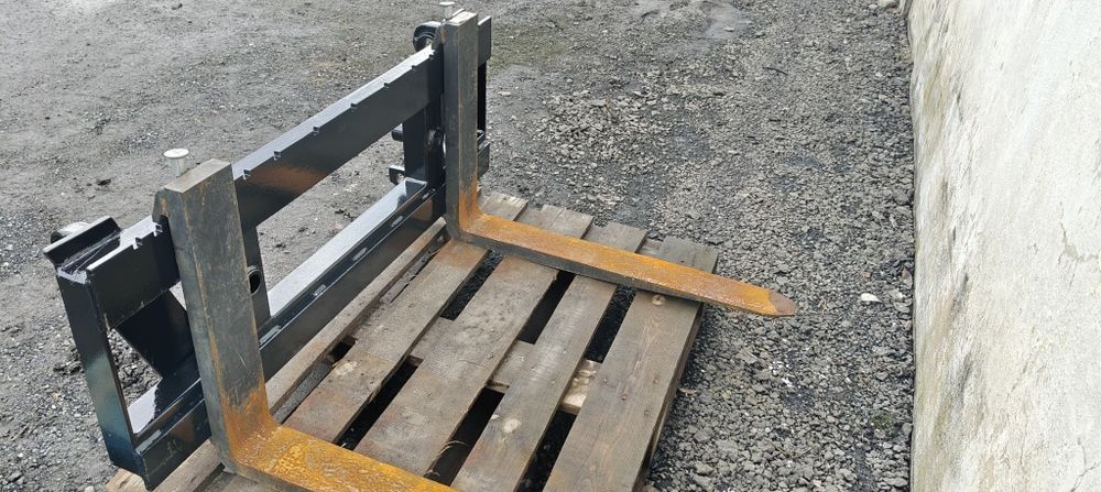 Paleciak. Ramka do palet. Widły kute. Mocowanie euro kute Tuleje w cen