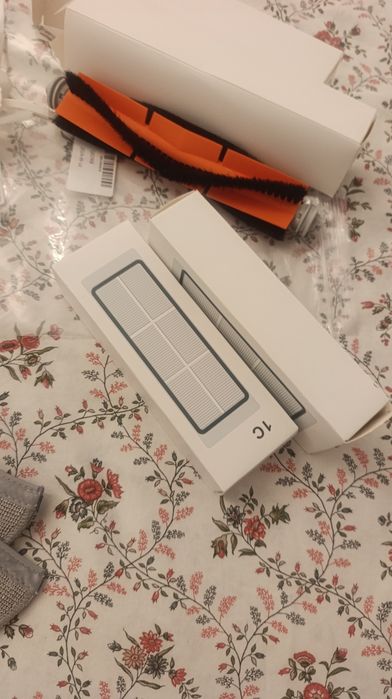 Aspirador Robô Dreame com Kit de Acessórios Extra