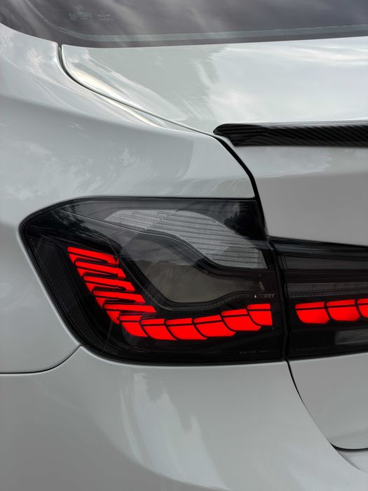 Продаю BMW 330e 2017р