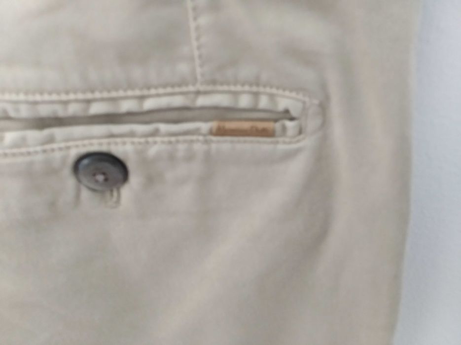 Calça Massimo Dutti regular fit.