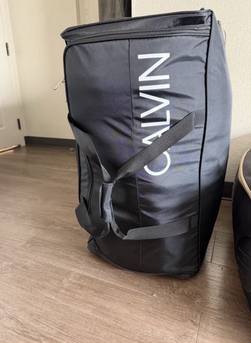 3 malas de viagem Calvin Klein, lee e dockers