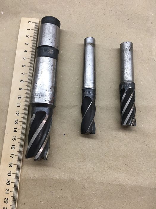 Фреза концева СССР ф28мм і ф18мм.