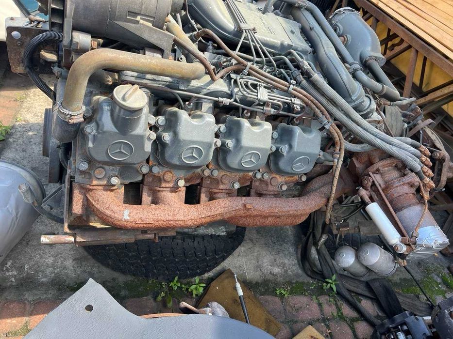 Двигун Mercedes OM 402 LA V8 8-ми циліндровий з усім навісним та коробкою ZF 8 S 180 Мотор Двигатель ом 442 ла бі-турбо
