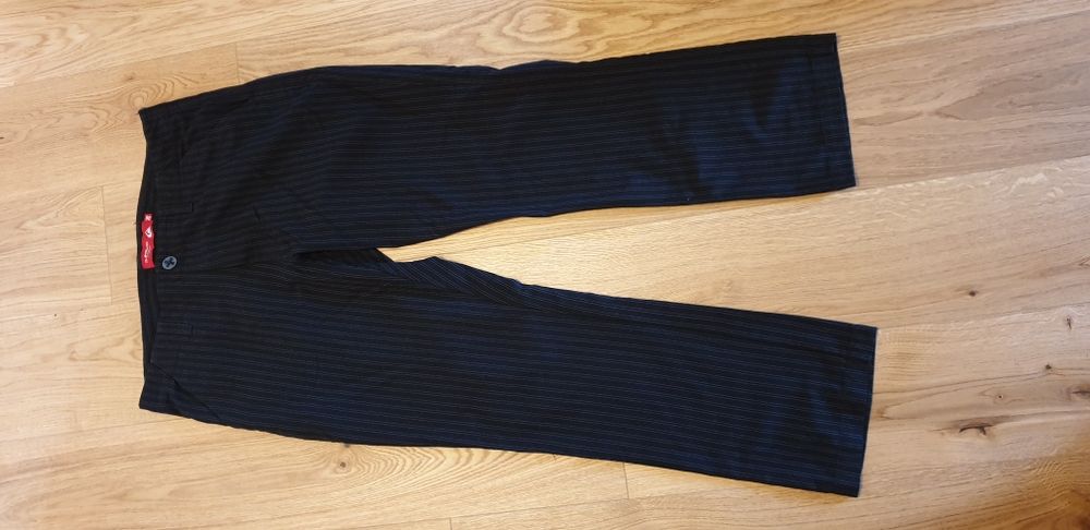 Męskie spodnie Quiksilver rozmiar 36