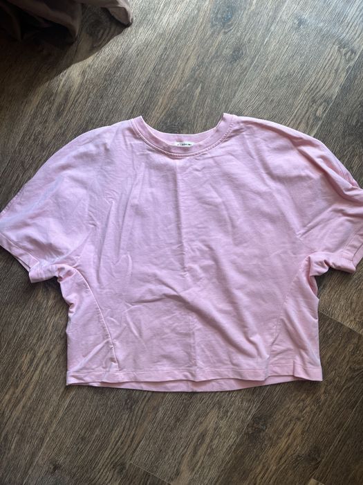 рожева футболка від Goldi