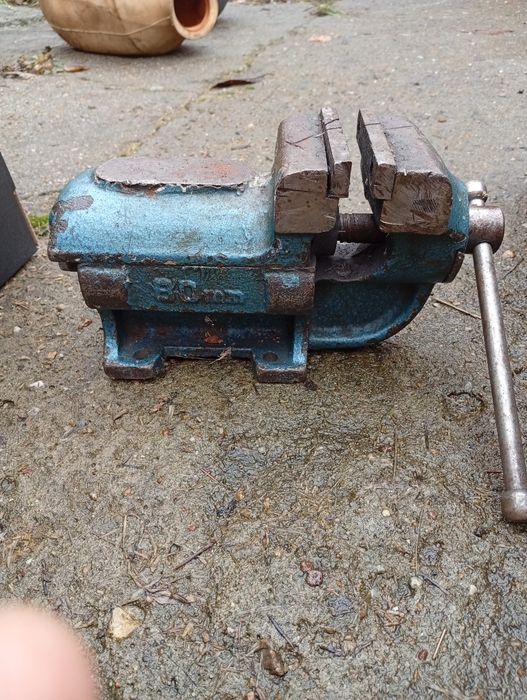 Witam posiadam do sprzedania bardzo dużą ilość części do kosiarek pomp