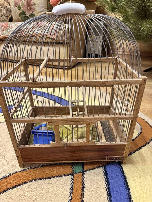 Продам клетку для попугая