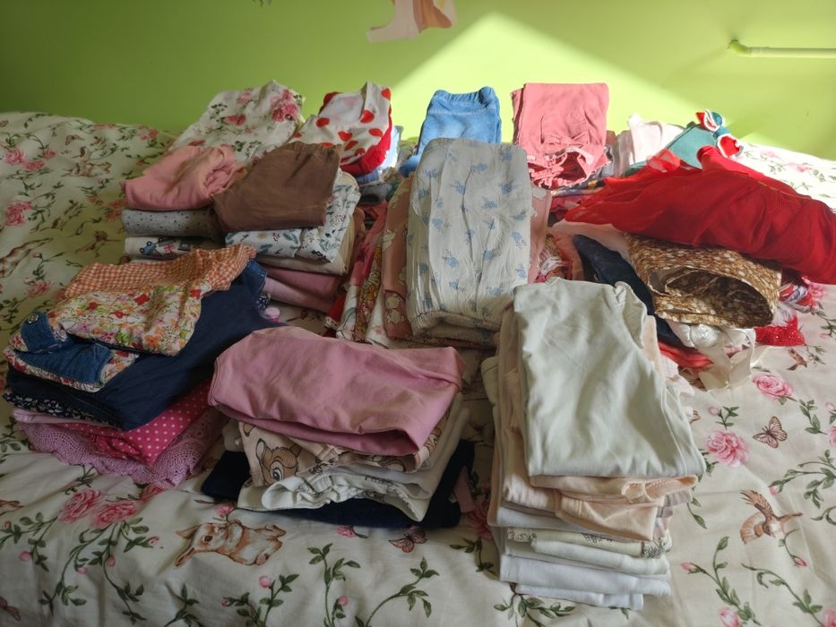 Sprzedam pakę ubranek 86-92