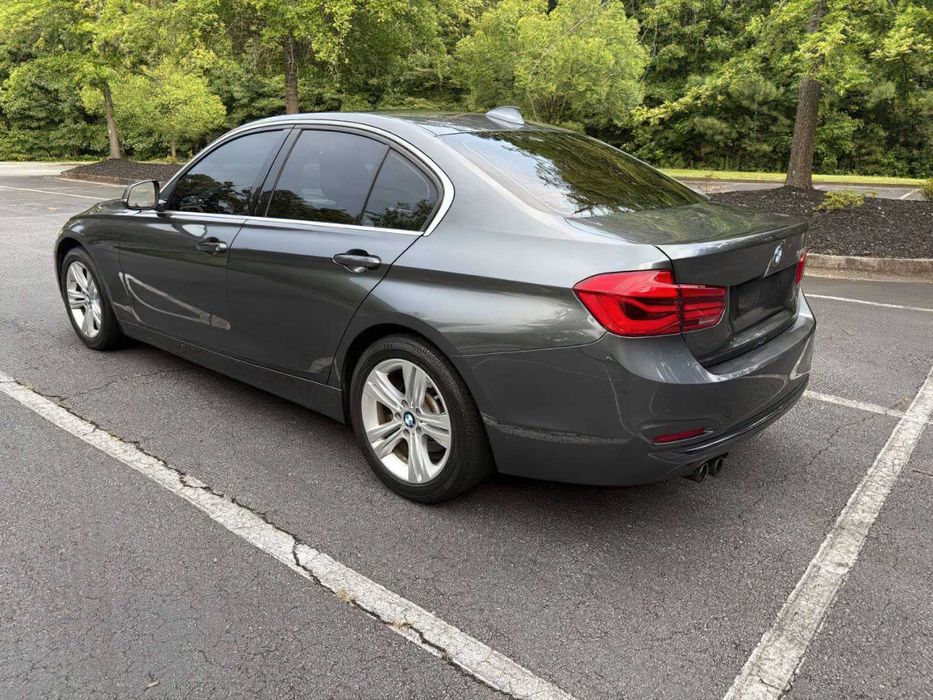 BMW 3 Series 330i      2017