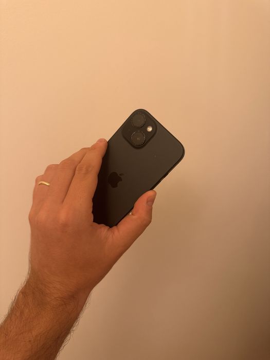 iPhone 15 128Gb - Preto