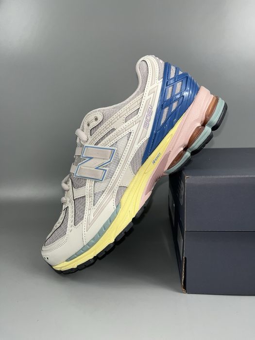 Кросівки New Balance 1906 42.5 розмір (по устілці 27 см)