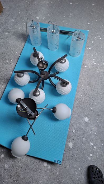Lampy oświetleniow 3 w cenie 1