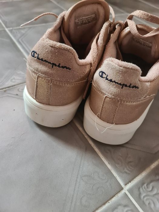 Adidasy chempion  38