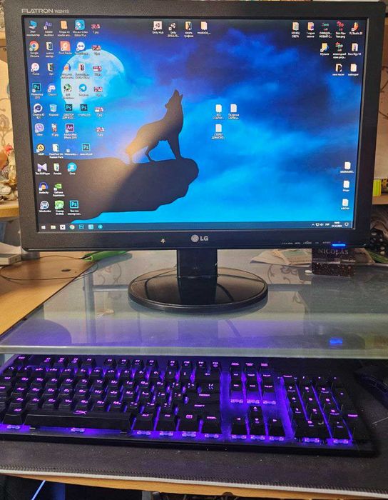 Продается монитор LG flatron w2241s