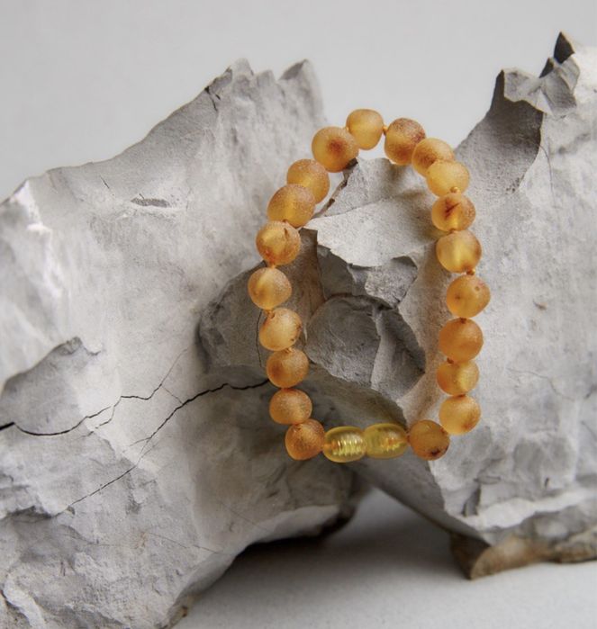 Браслет натуральный янтарь