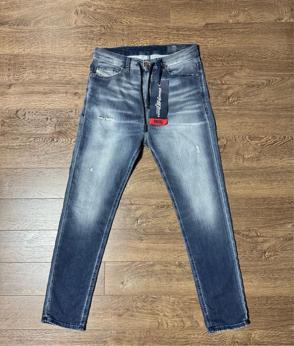 Джинсы джогеры Diesel ( Италия) .