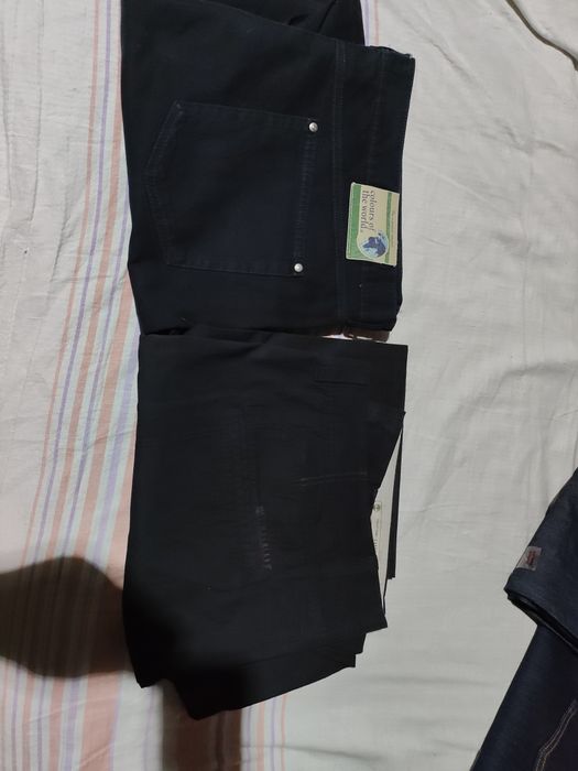 Джинси,  W 40-44  L 30-32 (розмір 62)  або 2-3 XL, шорти