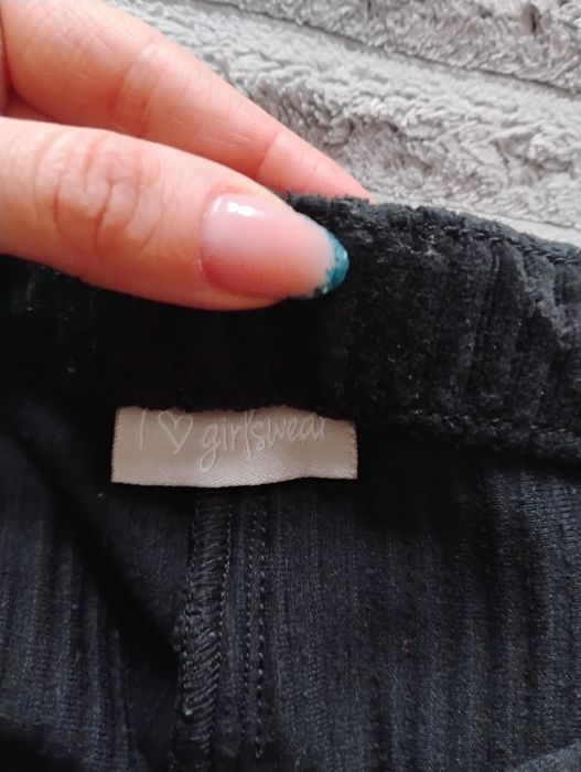 Spodnie dziewczęce dzwony 122