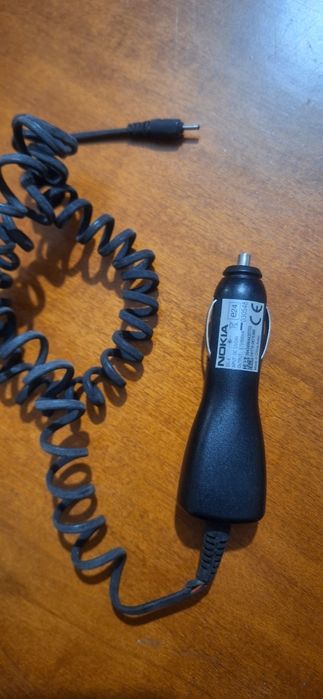 Lote de cabos e carregadores (USB, micro-USB, áudio) - Vender Rápido