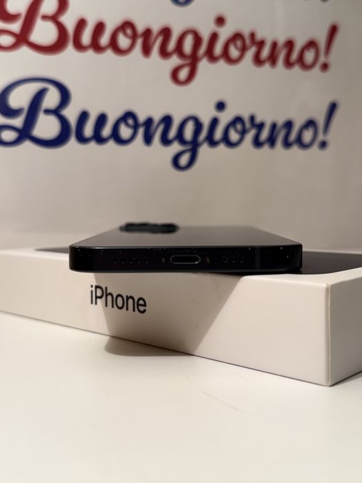 Iphone 13 93% baterii