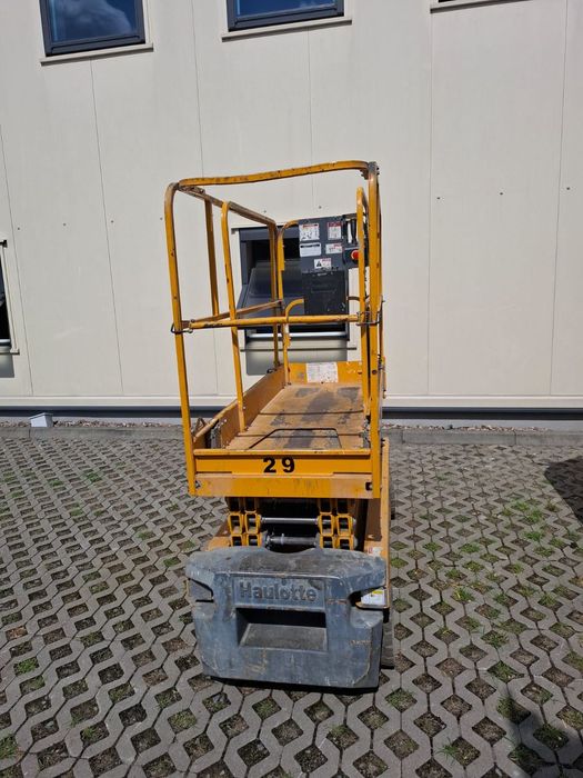 Haulotte Optimum 8  Podnośnik elektryczny Haulotte Optimum 8, nożycowy