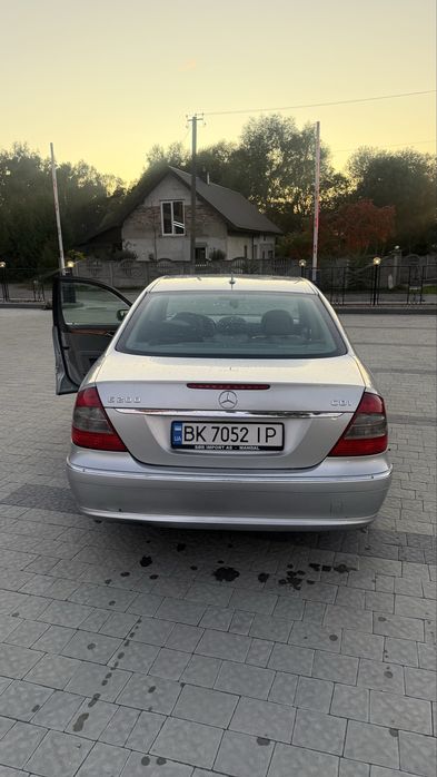 Mercedes-Benz w211 2.2d