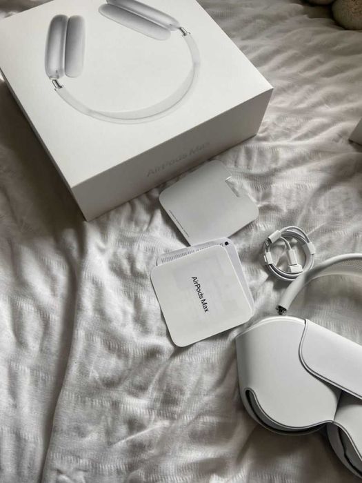 Apple AirPods MAX novos, e por abrir