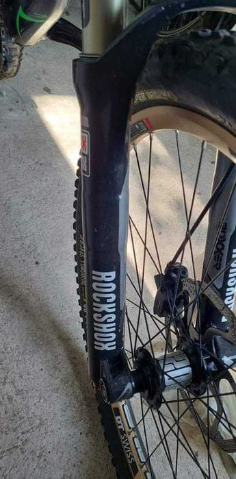 Rower Yt tues industries 2014