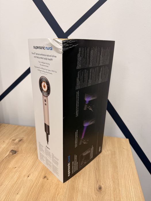 Suszarka do włosów Dyson Supersonic HD16 stylizacja i ochrona