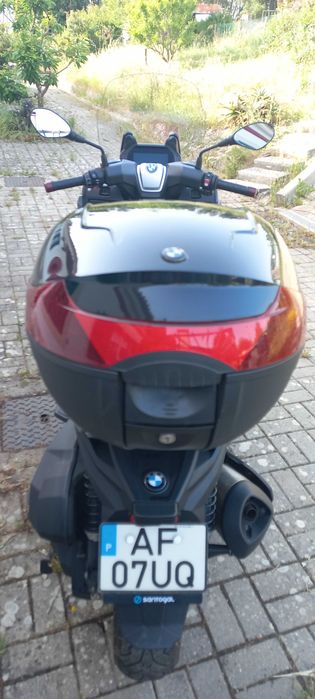 Vendo Mota BMW C400GT 2021 em otimo estado .