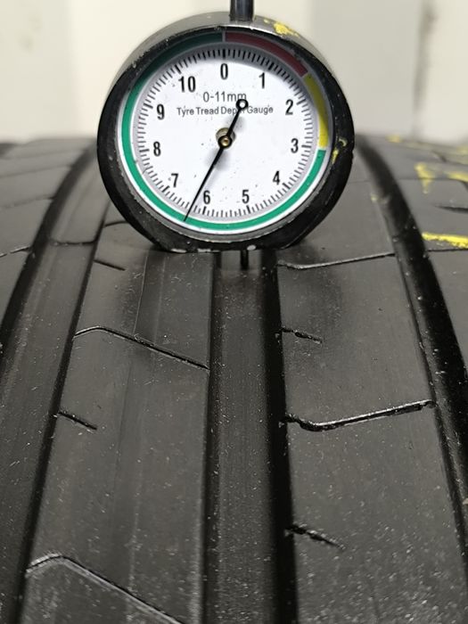 Opona Pirelli P zero 255/35/21 y