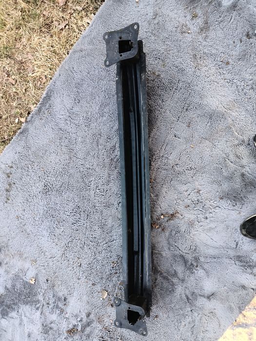 Belka tylna wzmocnienie zderzaka tył VW Golf VI hatchback