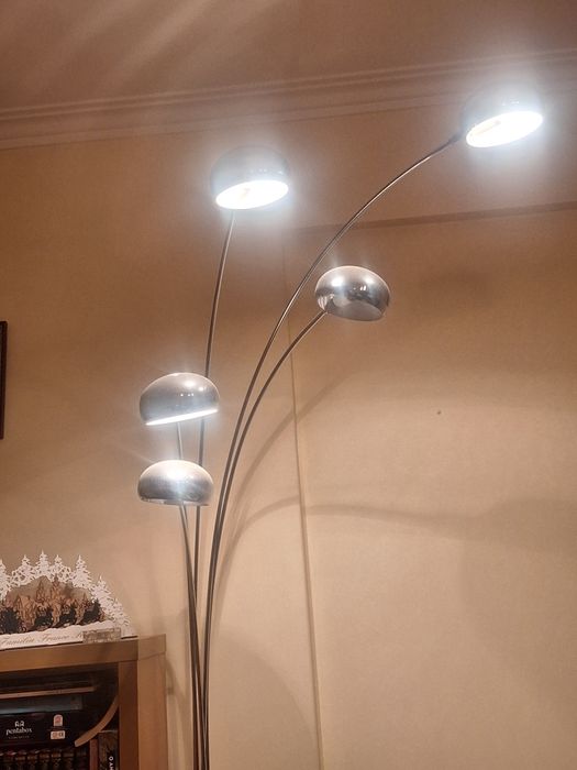 Vende se Candeeiro com 5 caixilhos