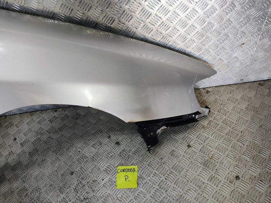 błotnik prawy cordoba lift