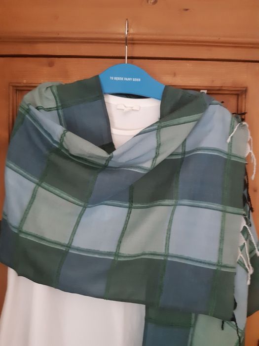 Solar elegancki, zwiewny szal z klasą twarzowa zieleń & błękit