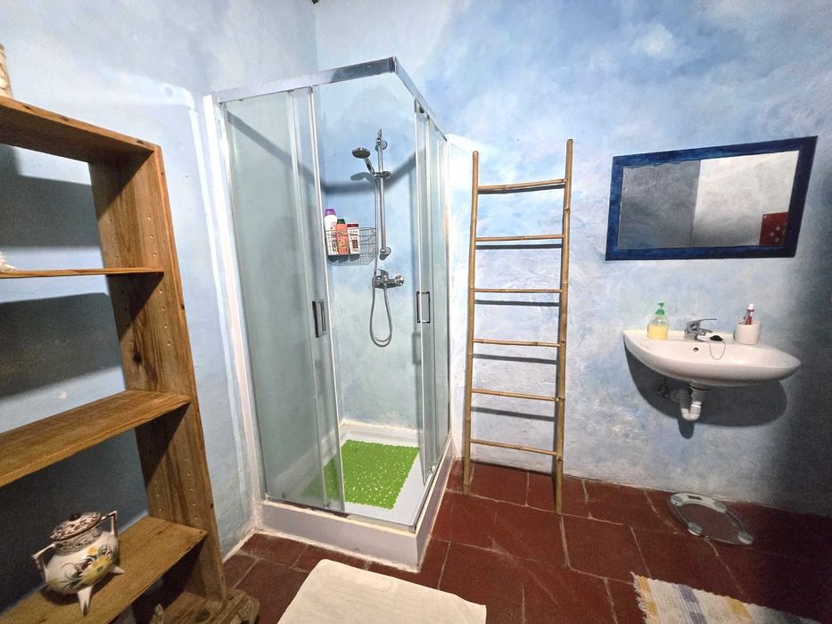 Espaço para Venda com 150 m2 para Moradia; AL  ou Comércio.