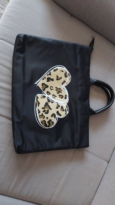 Torba czarna na laptopa