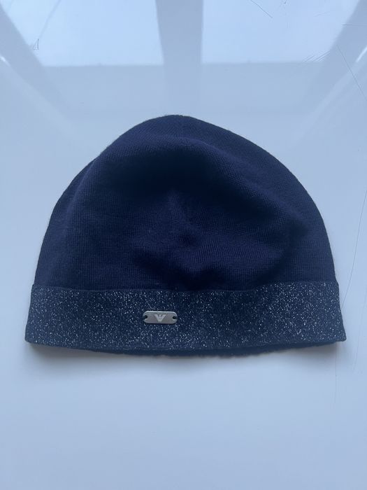 Продам шапку Armani