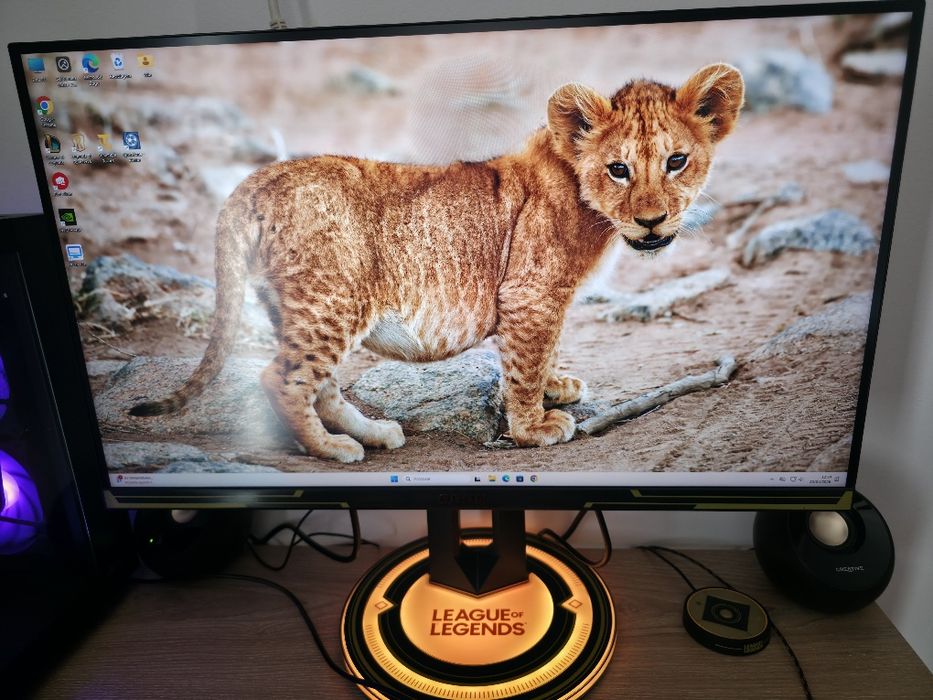 PC Gamer + Monitor AGON LOL edition
