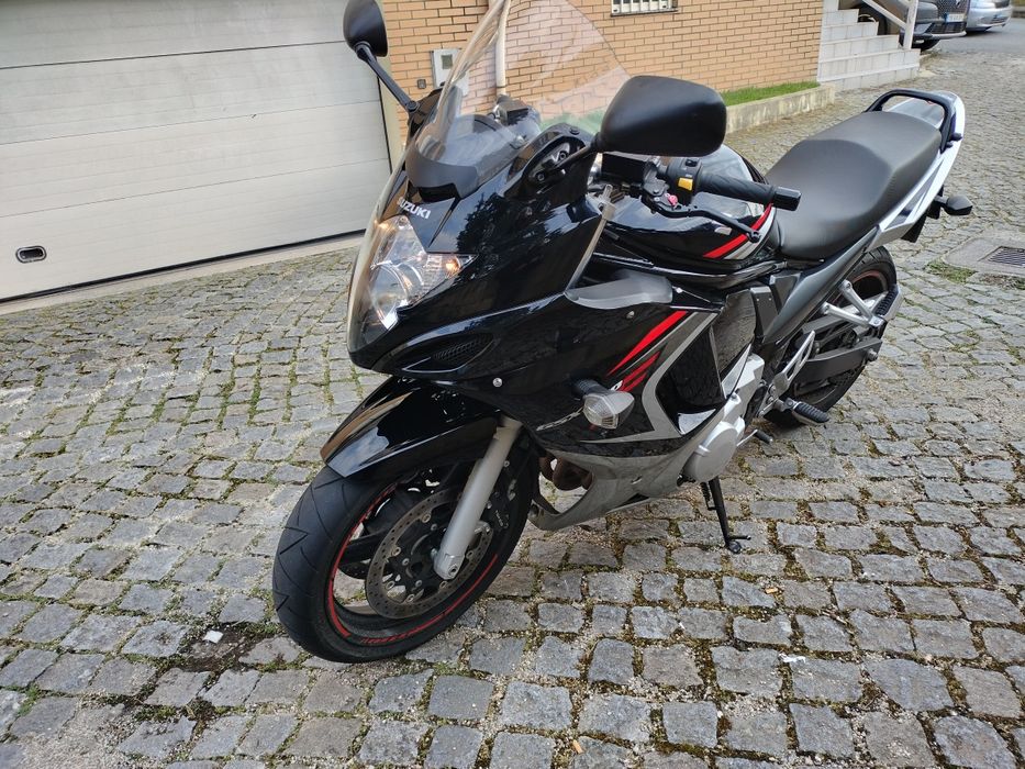 Suzuki GSX 650 F (2008) – Apenas 33.000 km – Estado Imaculado Revisão Feita + Mala Givi