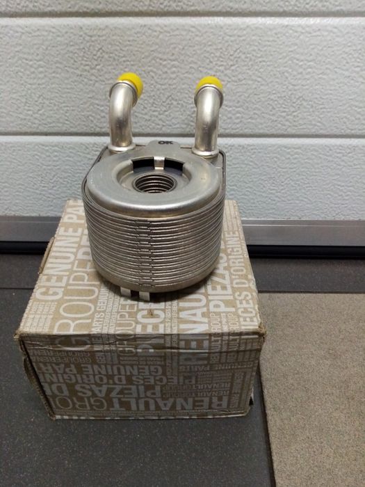 Chłodniczka oleju chłodnica Renault Megane 3 Scenic III 1.4 Tce 130KM