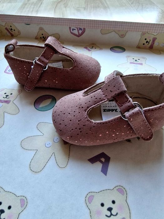 Sapatos bebé menina