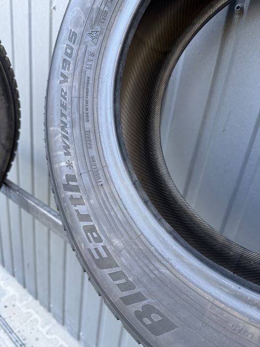 Шини Резина Зима 205/60 R16 96H Yokohama BlueEarth Winter V905