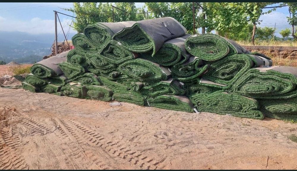 Relva sintética usada profissional