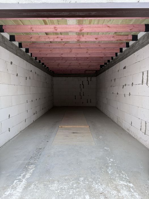 Продаю гараж двоповерховий в кооперативі Дачний 2 по вул. Черемшини