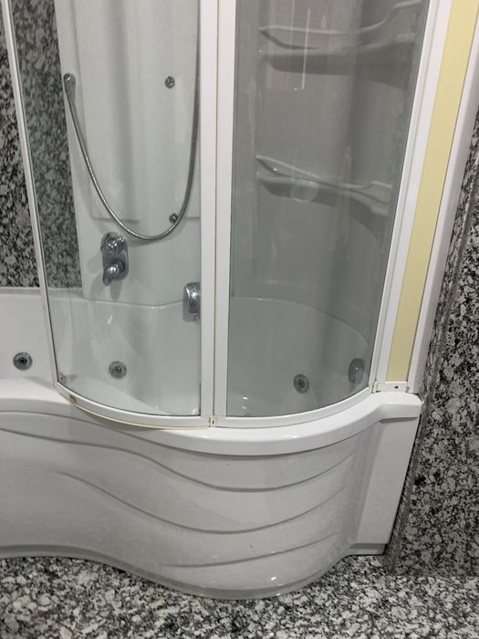 Banheira de hiromassagem a funcionar