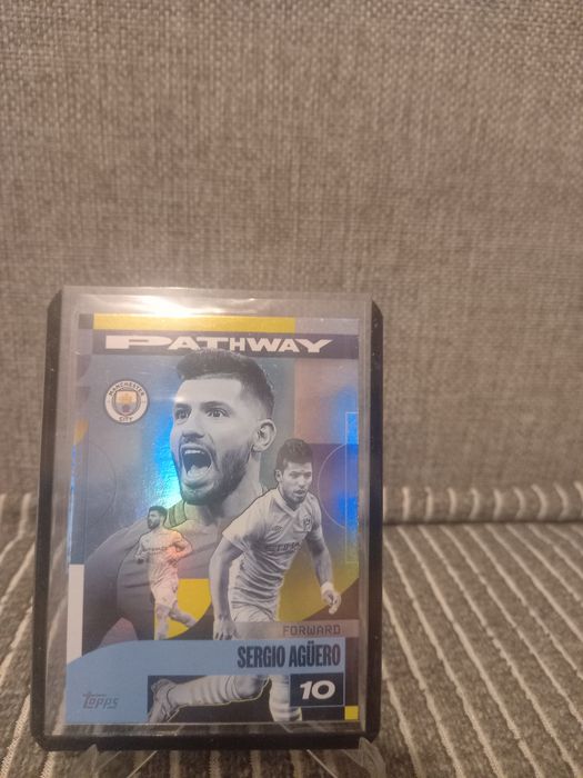 Topps team set 2024-2025 manchester city sergio aguero pathway case hit